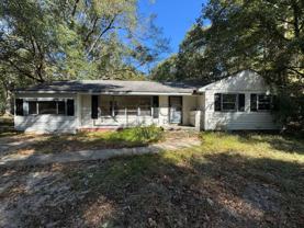 210 Wildwood Ter - Photo 1 of 1