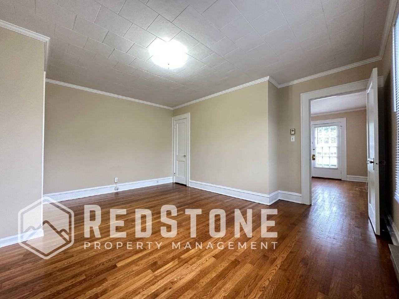 415 S Mebane St - Photo 5 of 17