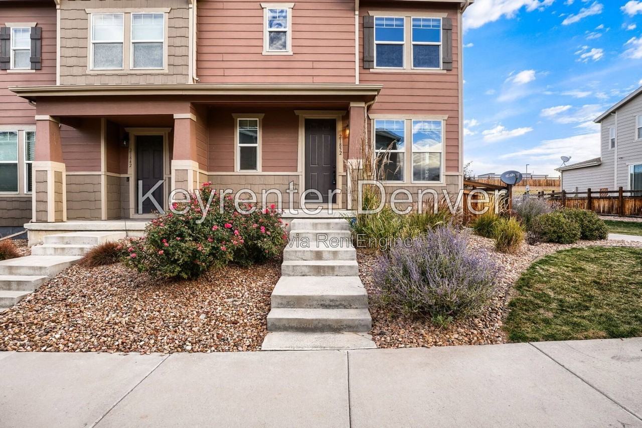 21852 E Quincy Cir - Photo 3 of 18