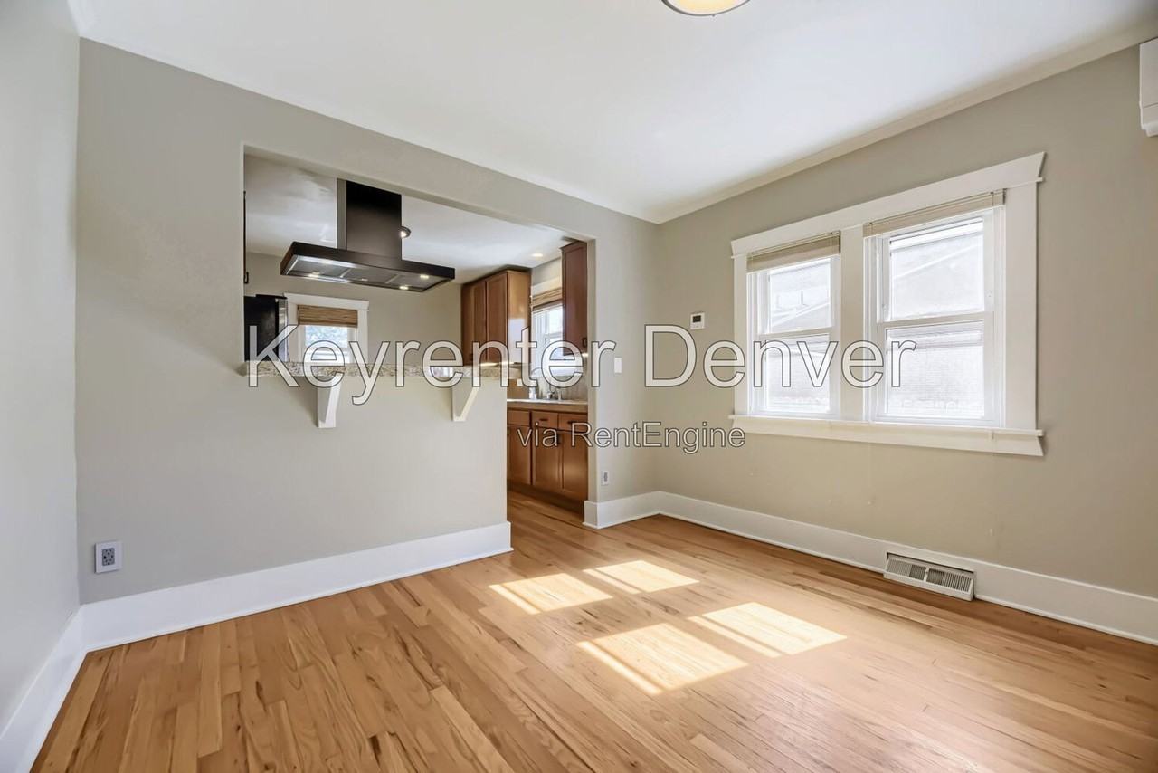 4324 Stuart St - Photo 6 of 18