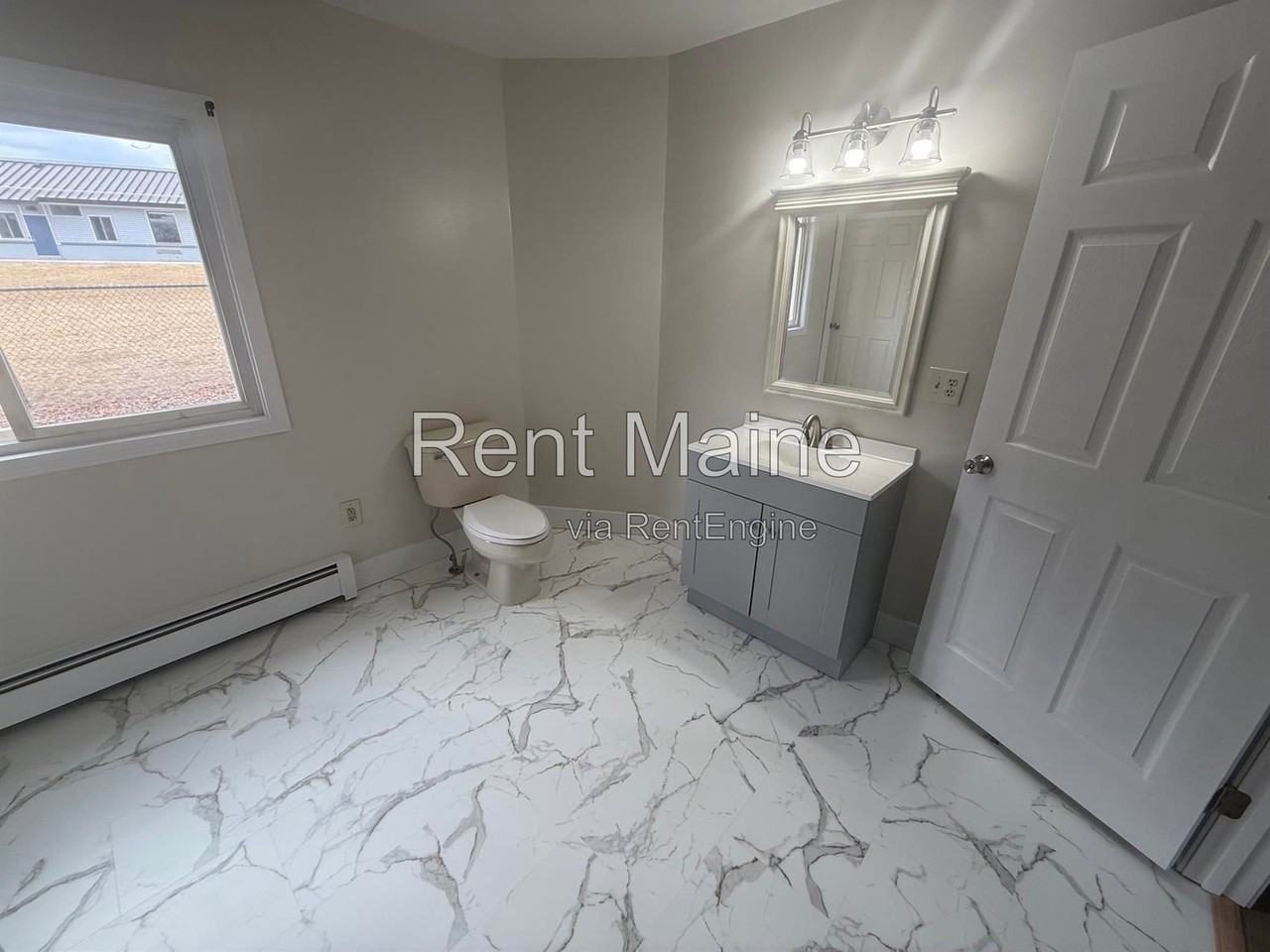 199 Larkin St - Photo 7 of 9