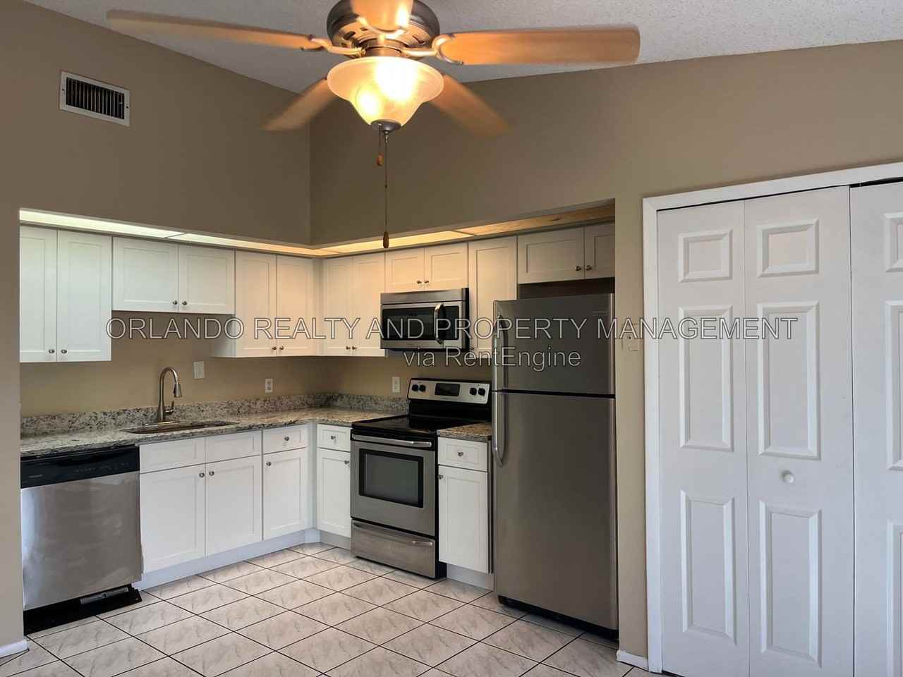 3142 Stonecastle Rd - Photo 5 of 21