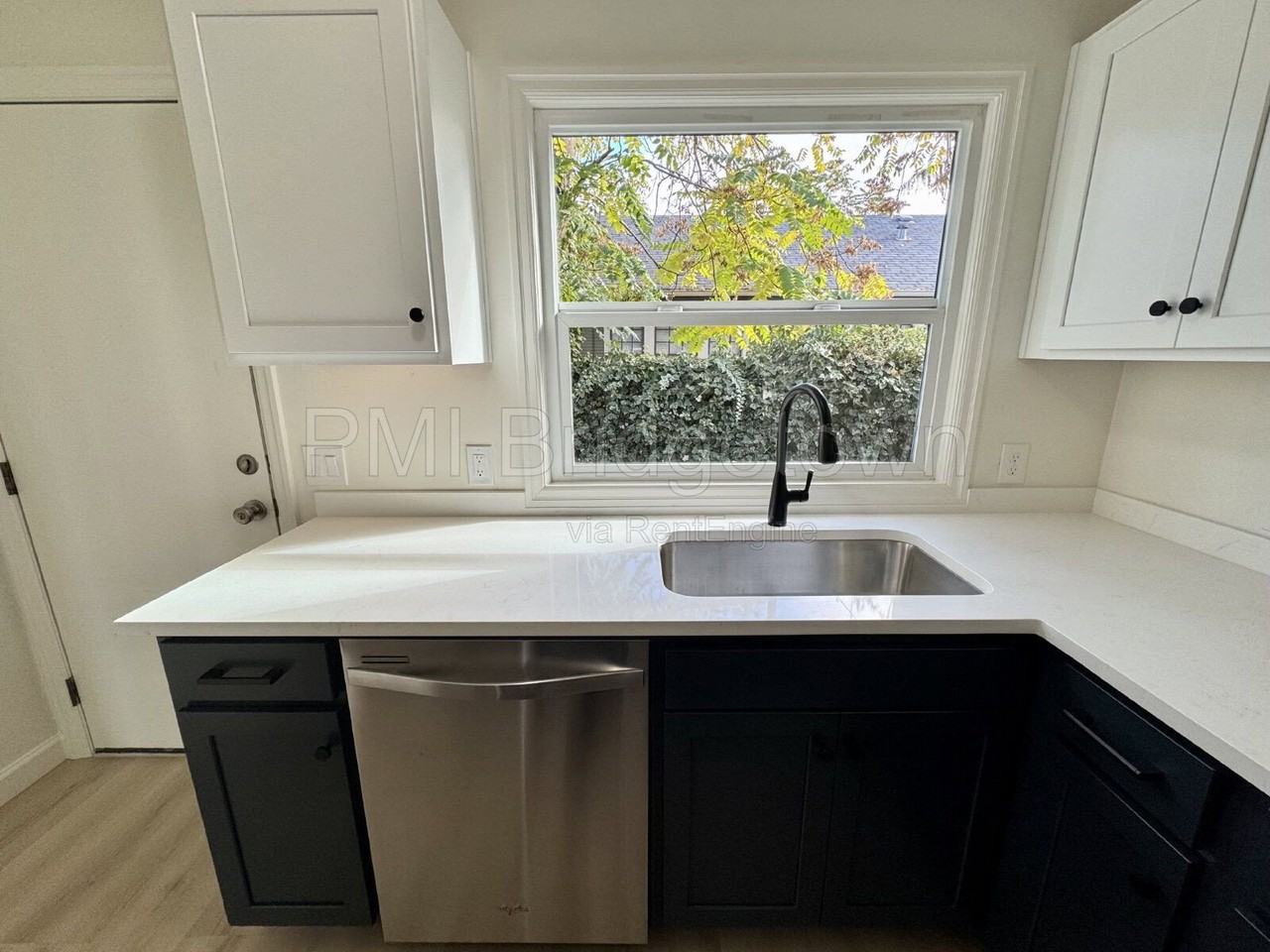 5430 Ne 13th Ave - Photo 7 of 16
