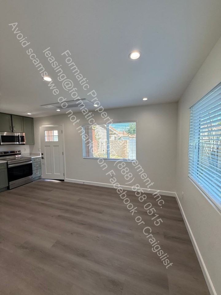 13556 Ardmore Pl #B - Photo 7 of 19