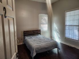 440 Giles St #2 - Photo 1 of 1