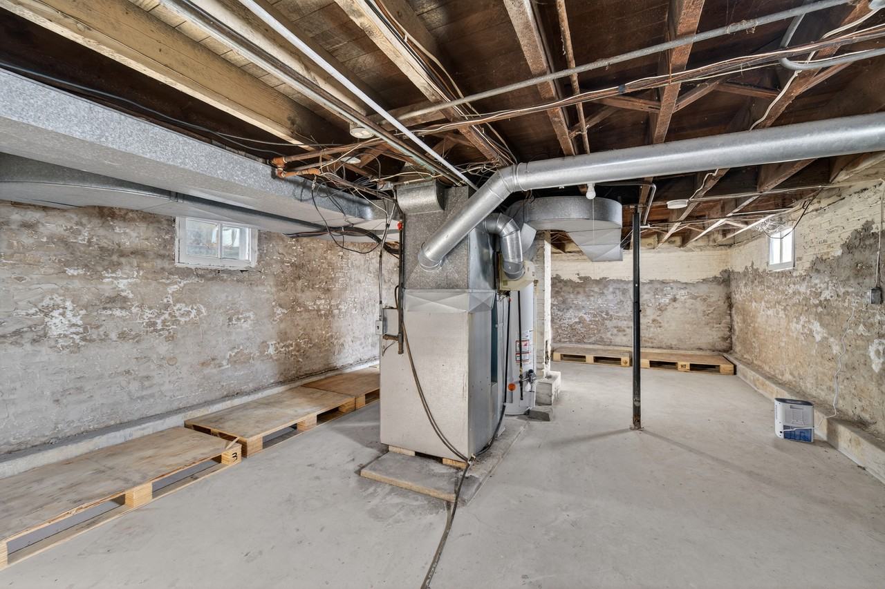4324 8th Ave #4324 - Photo 4 of 19