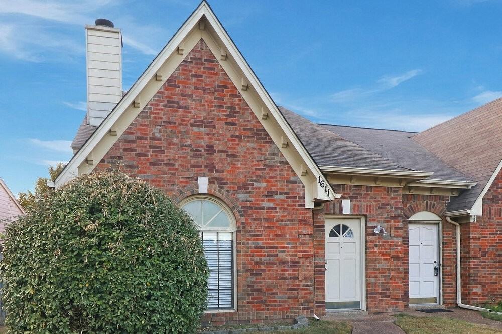 1611 Oaken Bucket Dr - Photo 4 of 17