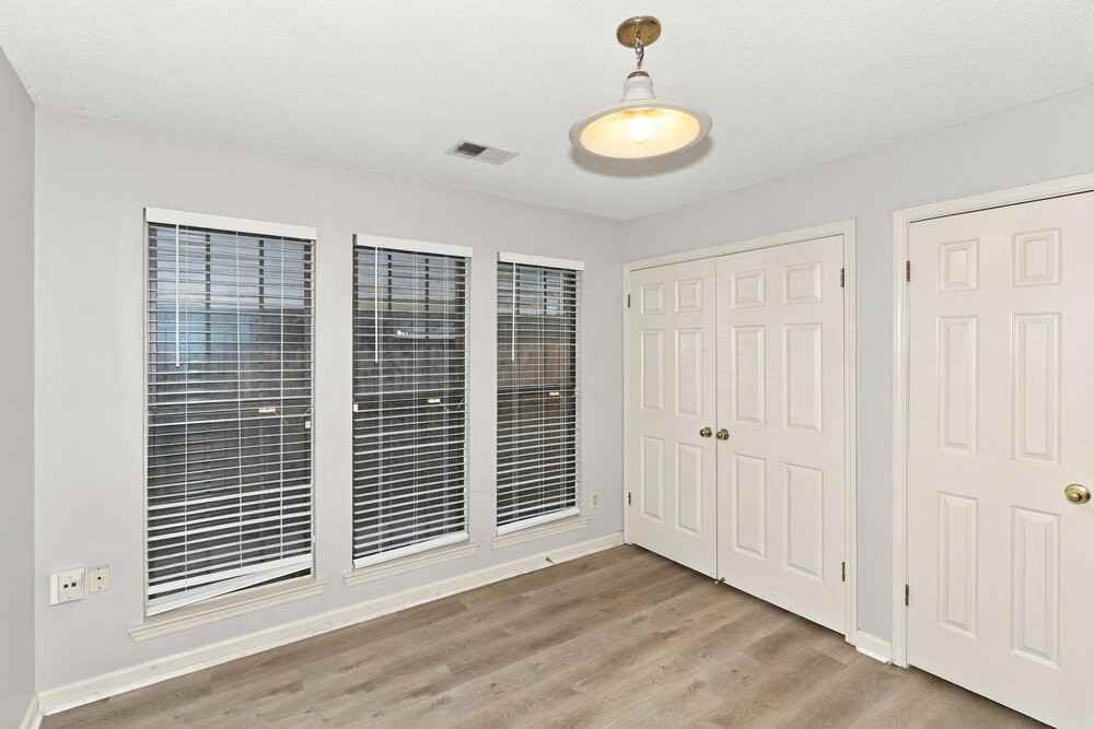 1611 Oaken Bucket Dr - Photo 7 of 17