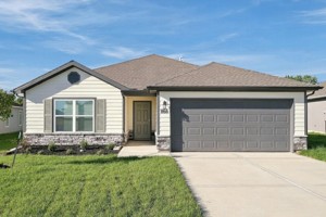 featured image of 866 N Pear St