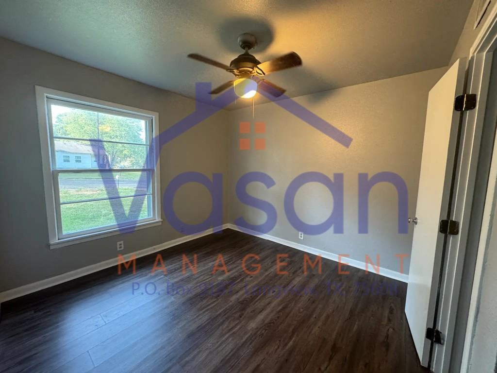 401 Beckley St - Photo 5 of 11