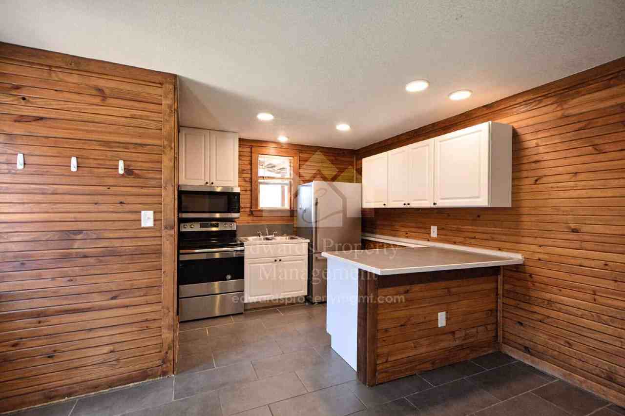 3174 Boon St - Photo 6 of 21