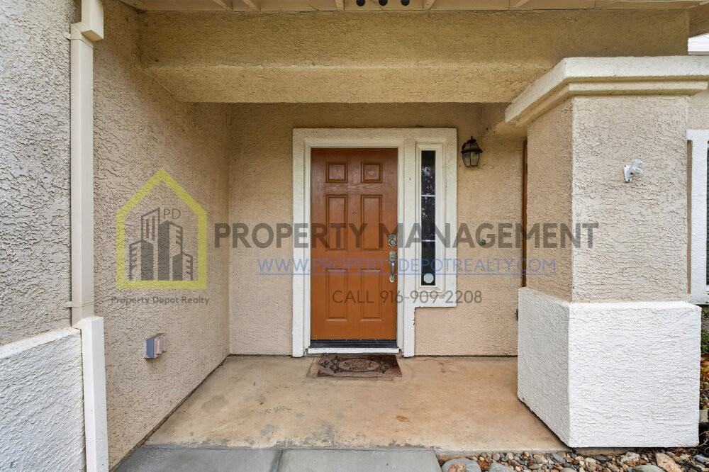 9781 Penny Hill Pl - Photo 4 of 50