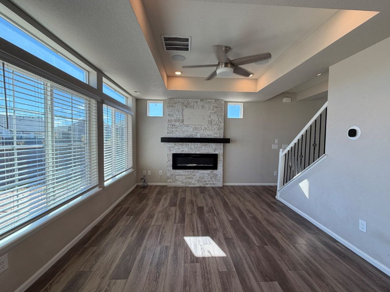21886 E 44th Dr - Photo 2 of 15