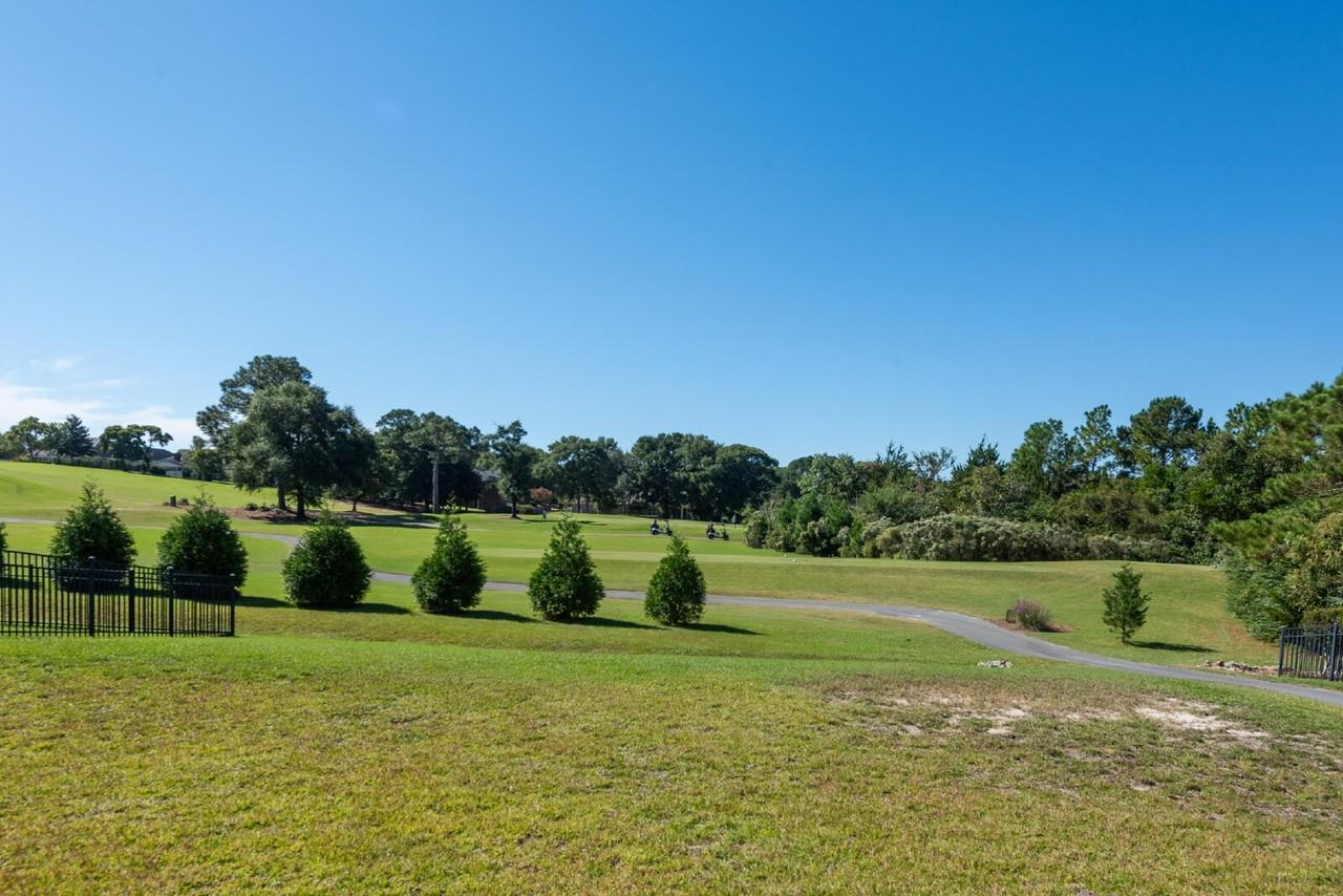 412 Island End Ct - Photo 3 of 23