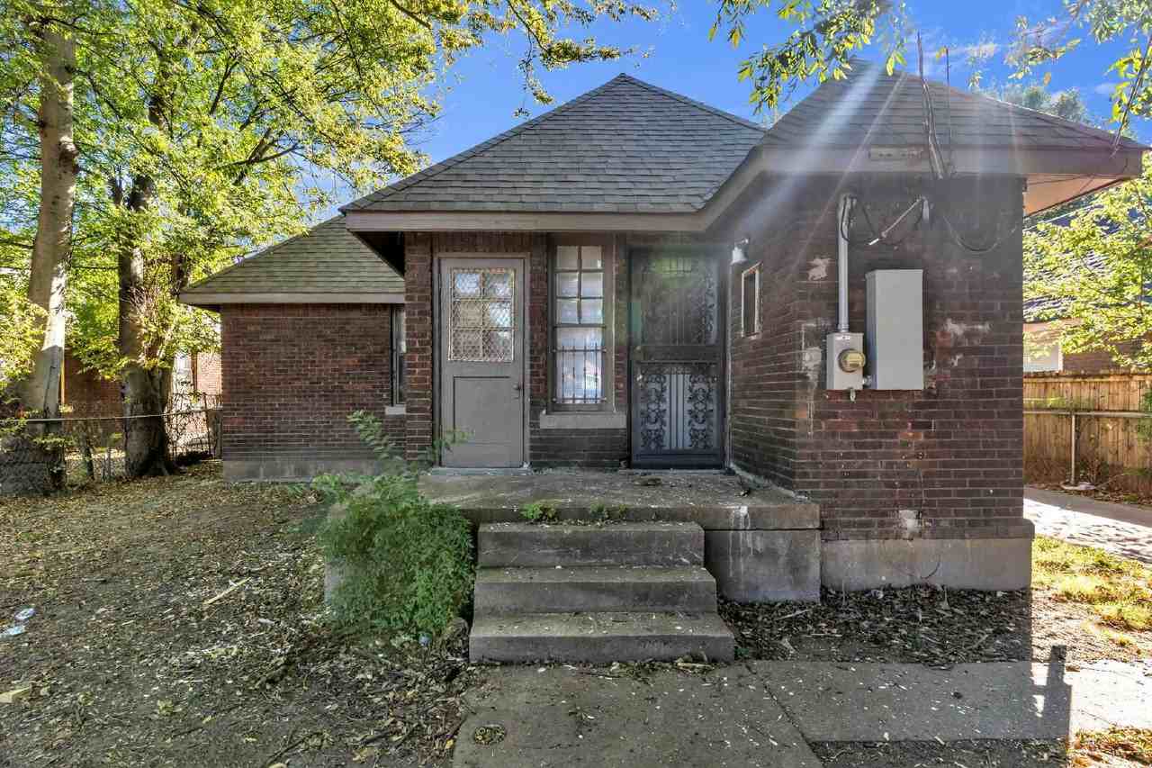 805 Maury St - Photo 2 of 24