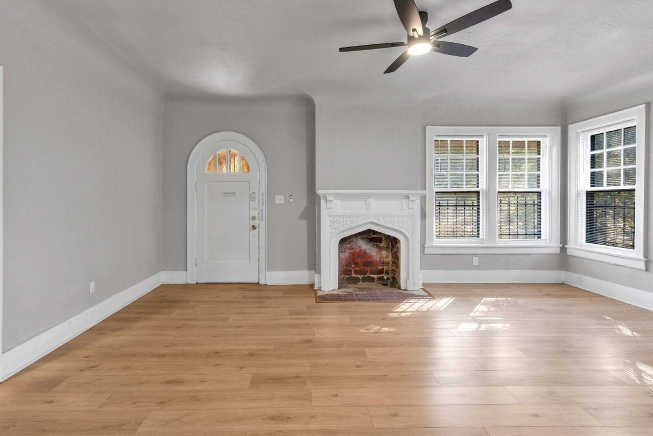 805 Maury St - Photo 4 of 24