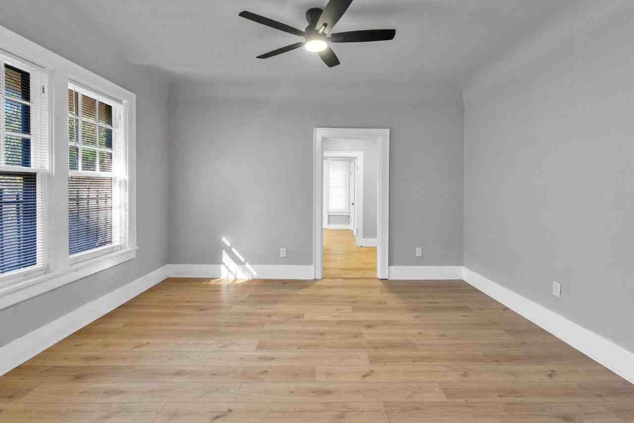 805 Maury St - Photo 6 of 24