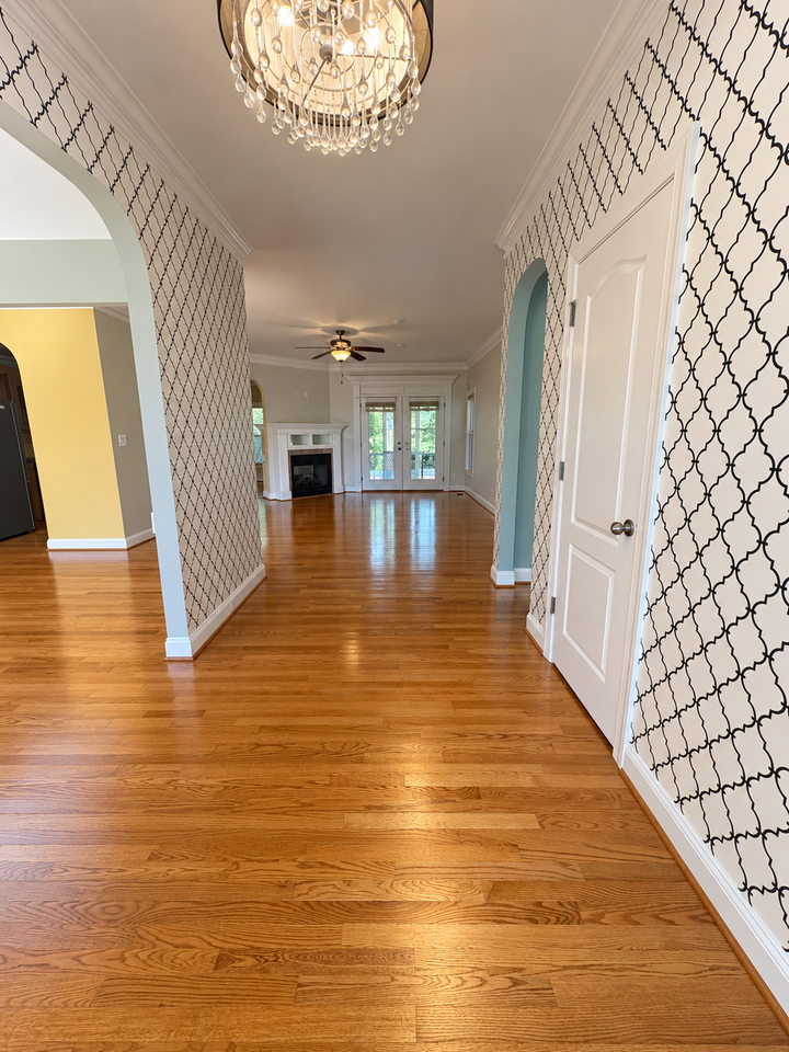 3109 Southridge Ct - Photo 4 of 50