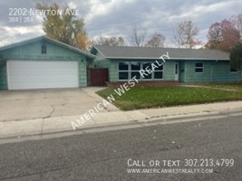 featured image of 2202 Newton Ave