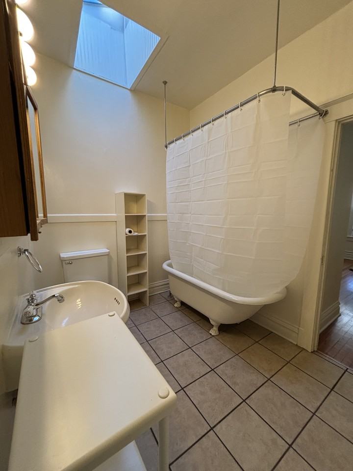 1101 Saint Paul St #1101 - Photo 7 of 15