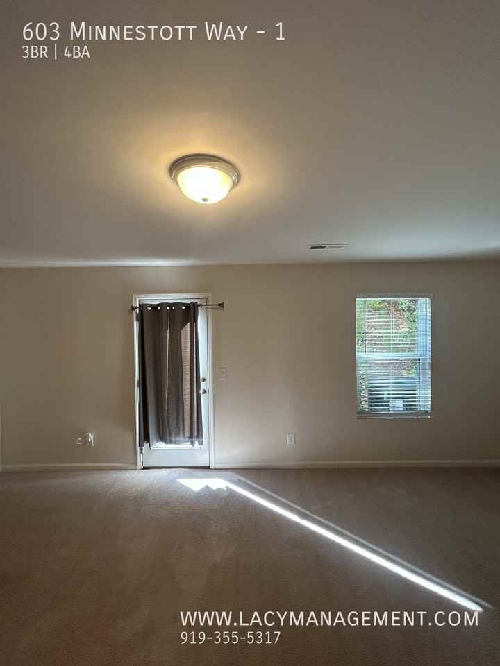 603 Minnestott Way #1 - Photo 5 of 27