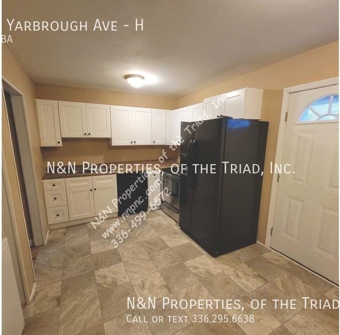 3624 Yarbrough Ave #H - Photo 4 of 17