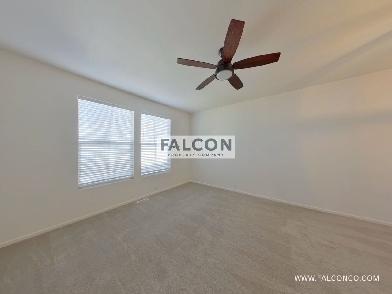 1689 Reilly Grv - Photo 3 of 17
