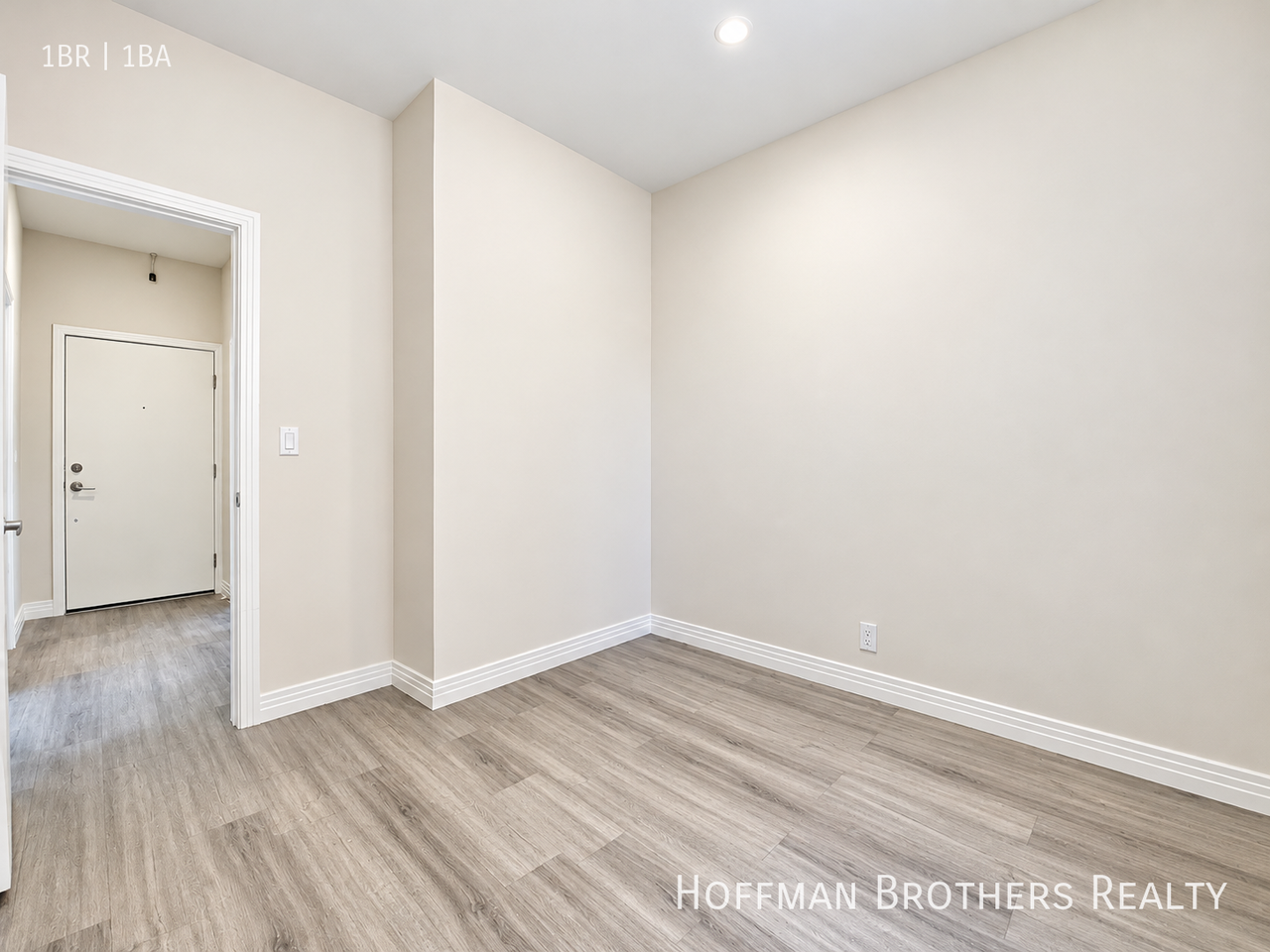 3192 W 7th St #8 - Photo 5 of 7