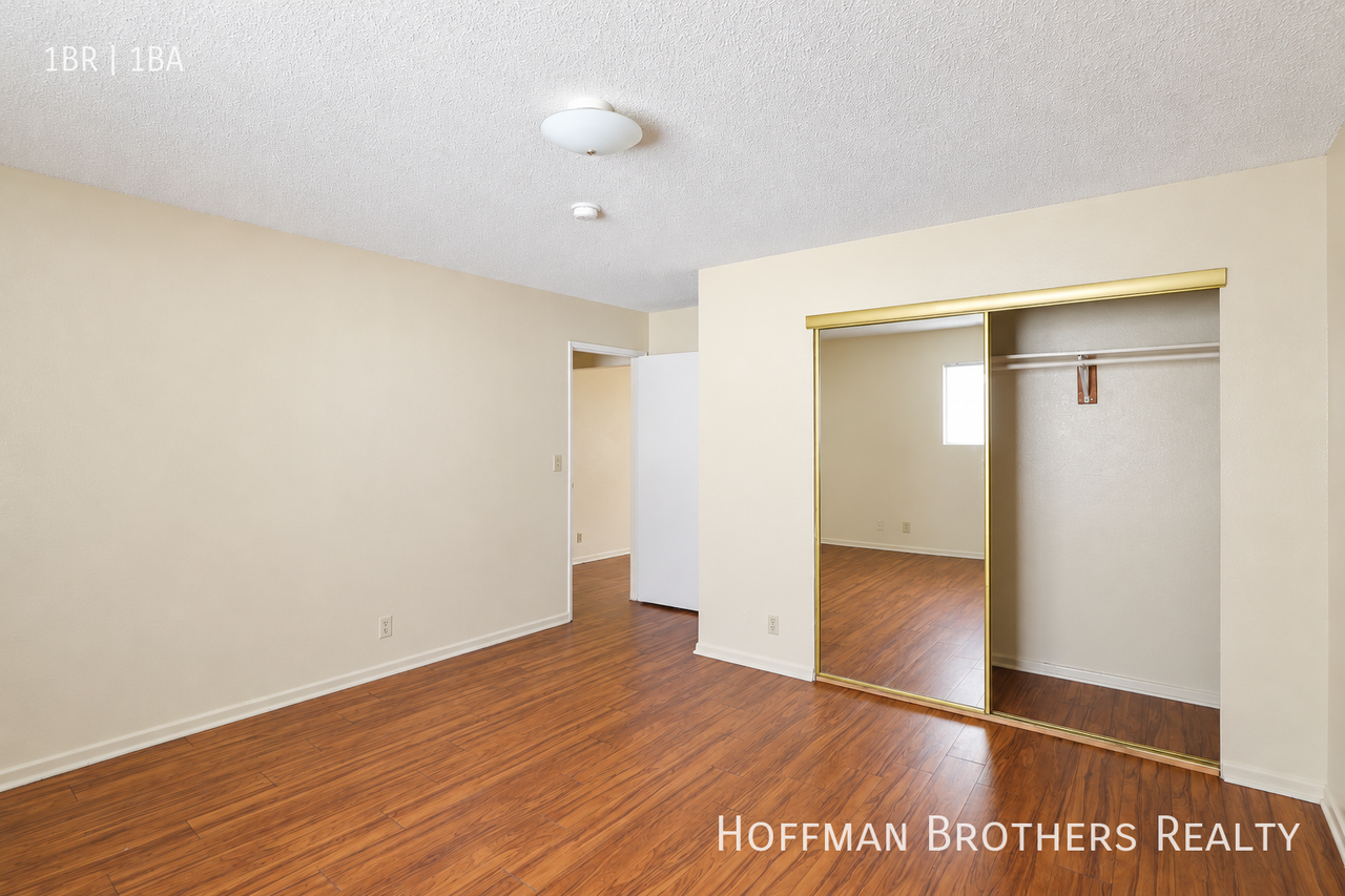 5655 Klump Ave #202 - Photo 4 of 16
