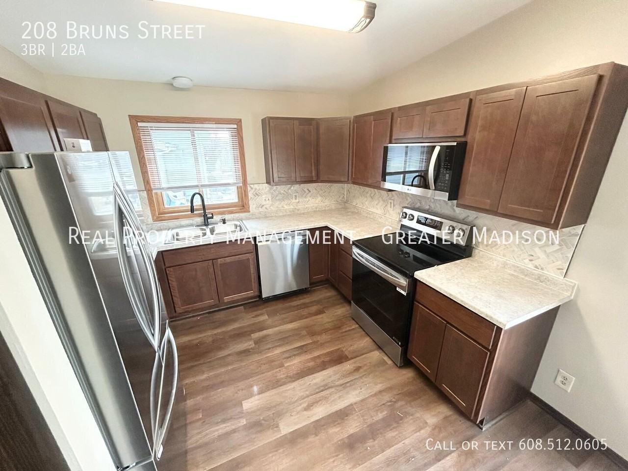208 Bruns St - Photo 7 of 21