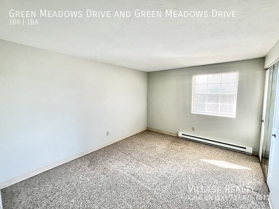 & GREEN MEADOWS DRIVE #517 - Photo 5 of 43