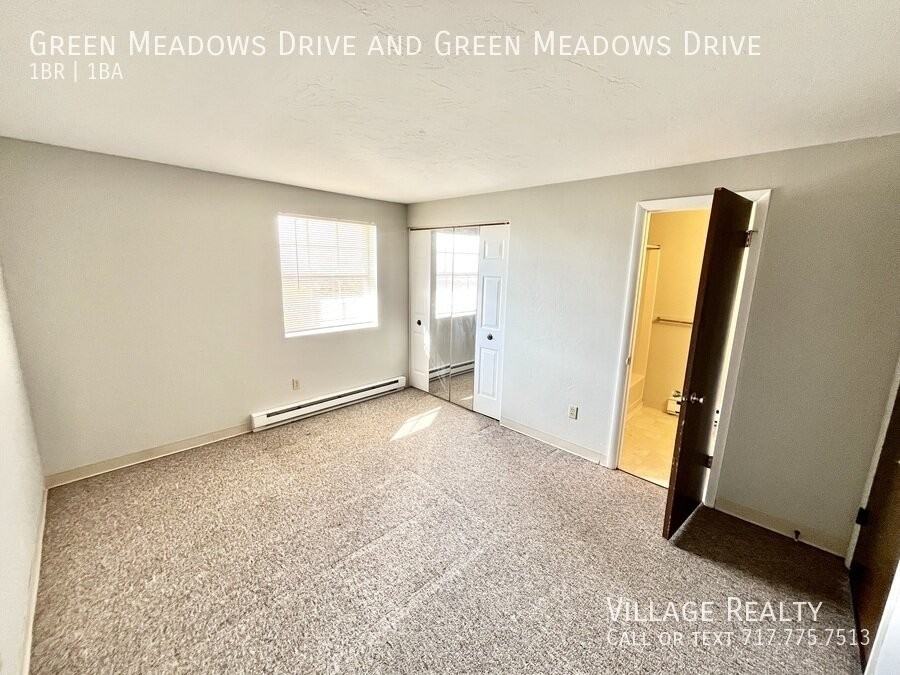 & GREEN MEADOWS DRIVE #517 - Photo 7 of 43