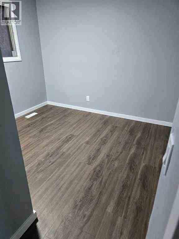 215 Pineset Pl Ne - Photo 4 of 14