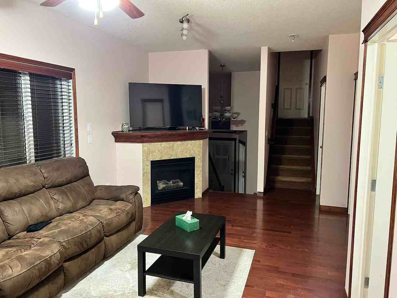 9 Taralake Heath Ne - Photo 4 of 10