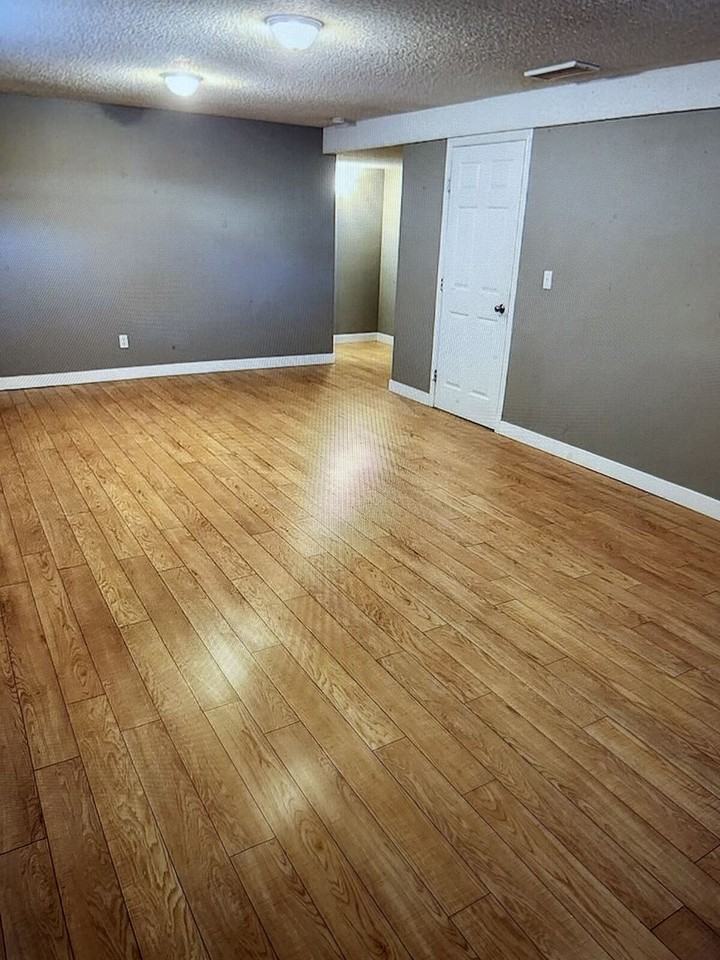 149 Madeira Cres Ne - Photo 3 of 7