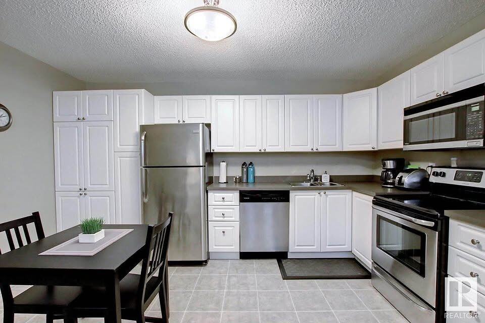 934 Valour Way Nw - Photo 3 of 7