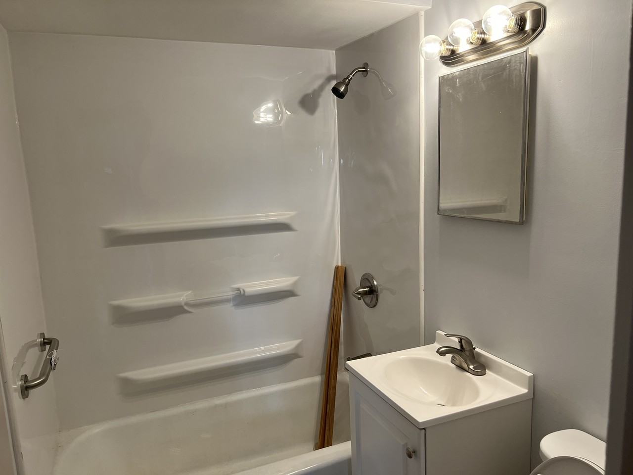 737 May St #1W - Photo 2 of 10