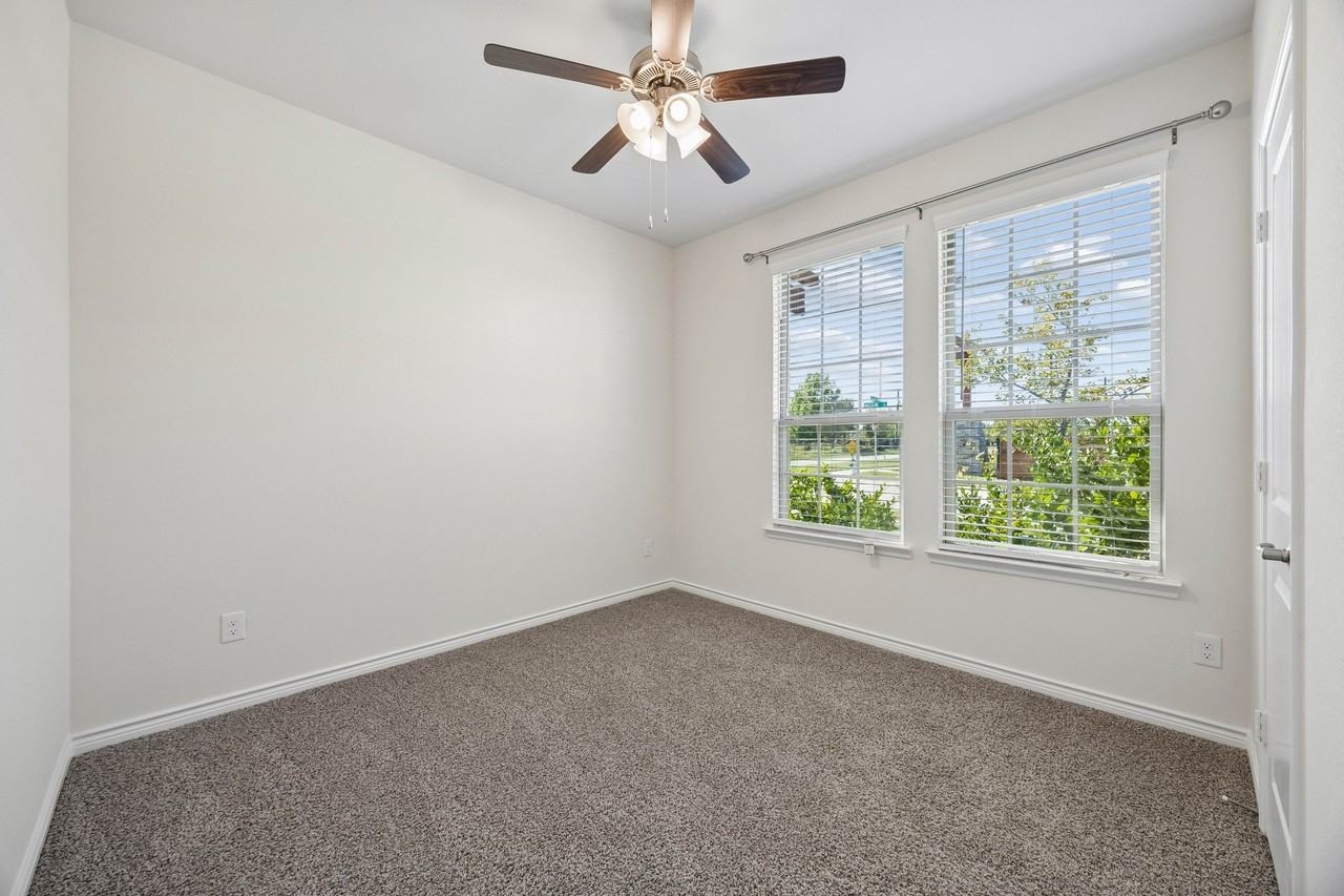 2702 Moccasin Ln #NA - Photo 3 of 49