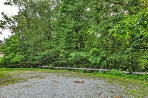 featured image of 616 Woodburn Ln #D