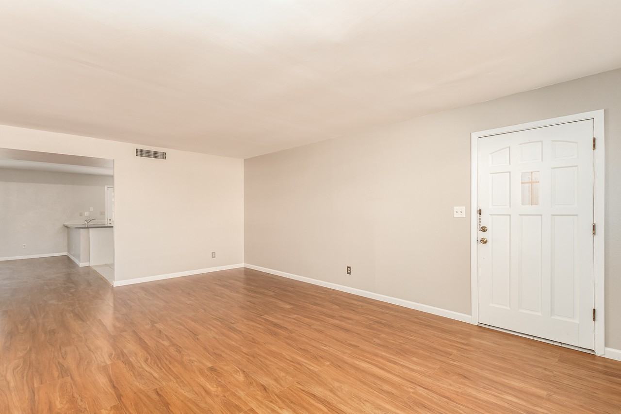 1903 E Balboa Dr #NA - Photo 2 of 14