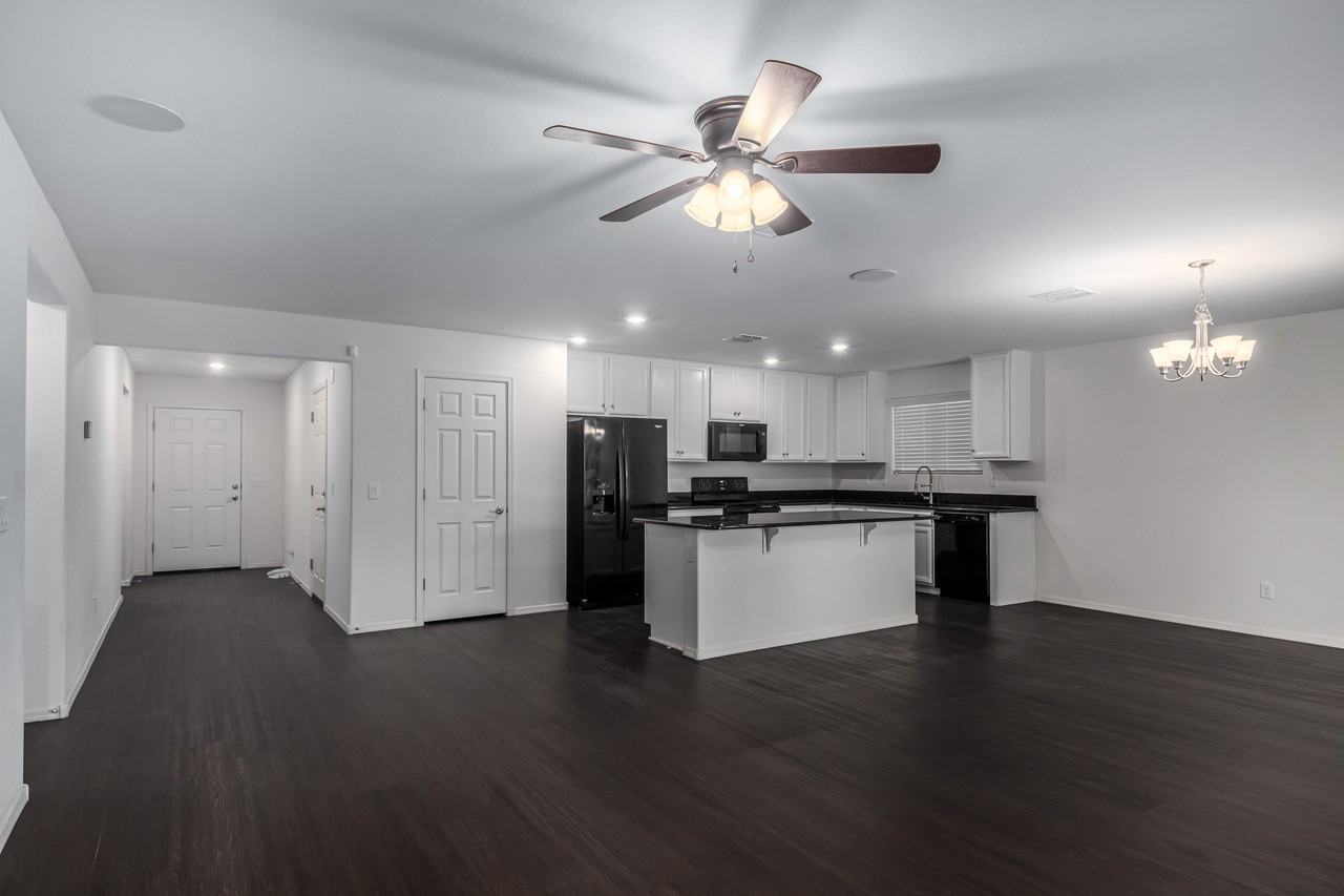 1749 E Chanute Pass #NA - Photo 2 of 16