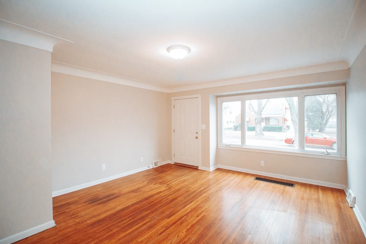 3347 Blackstone Dr #NA - Photo 3 of 21