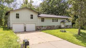 1212 44 1/2 Ave Ne #NA - Photo 1 of 1