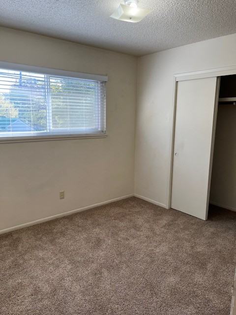 653 E 9th St #16 - Photo 6 of 9