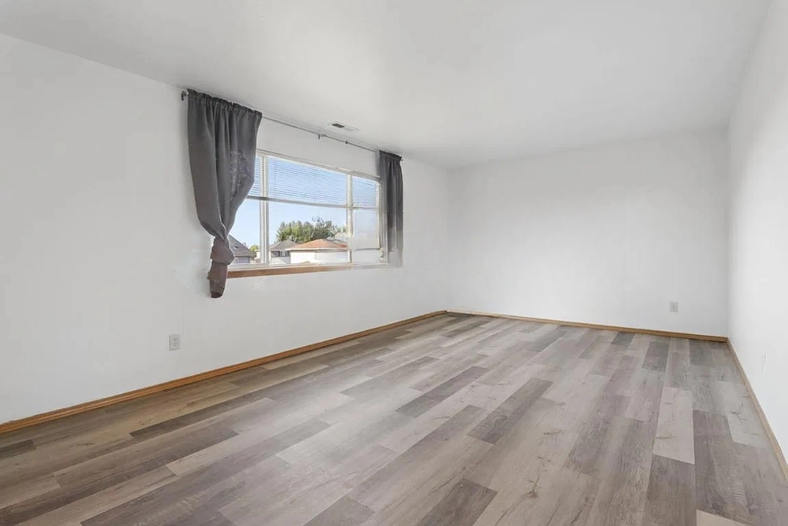 24325 119th Ave Se #NA - Photo 5 of 11