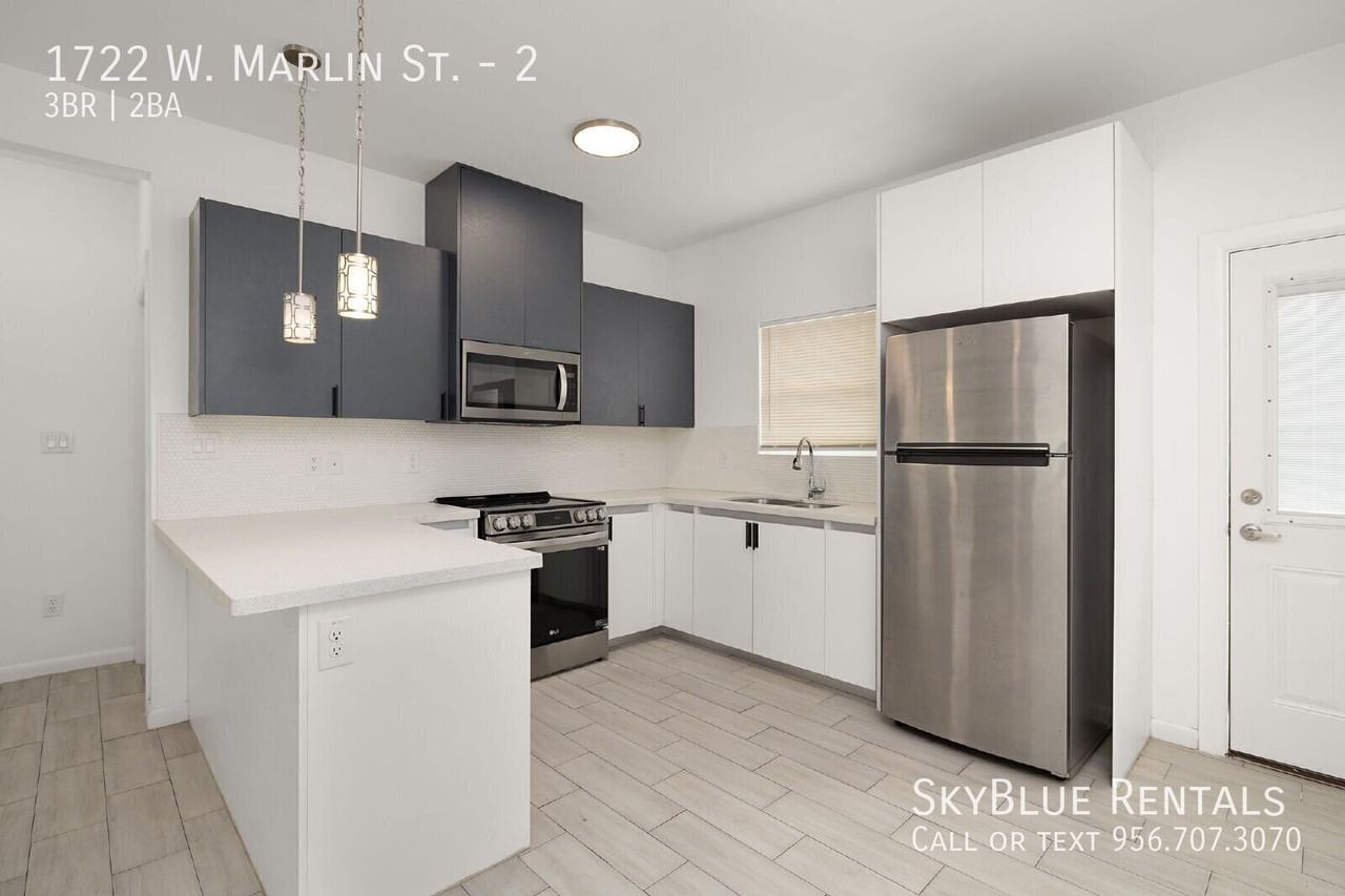 1722 W Marlin St #2 - Photo 6 of 19