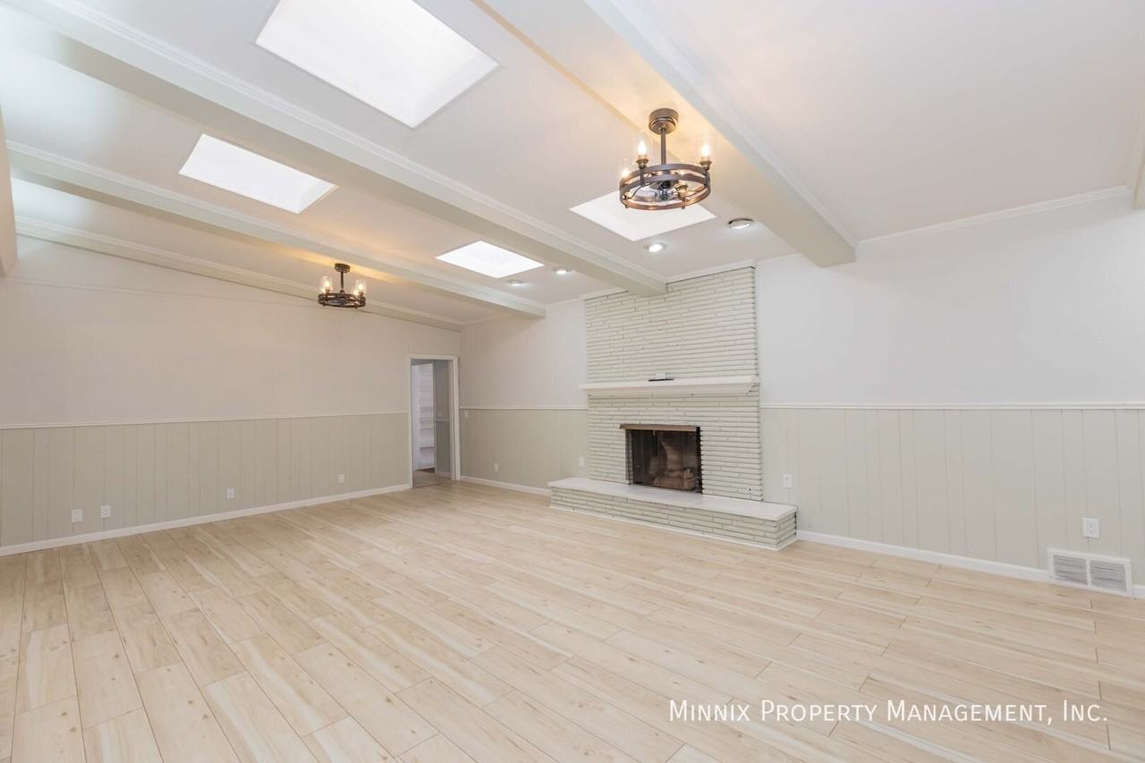 4802 Olsen Blvd - Photo 3 of 50