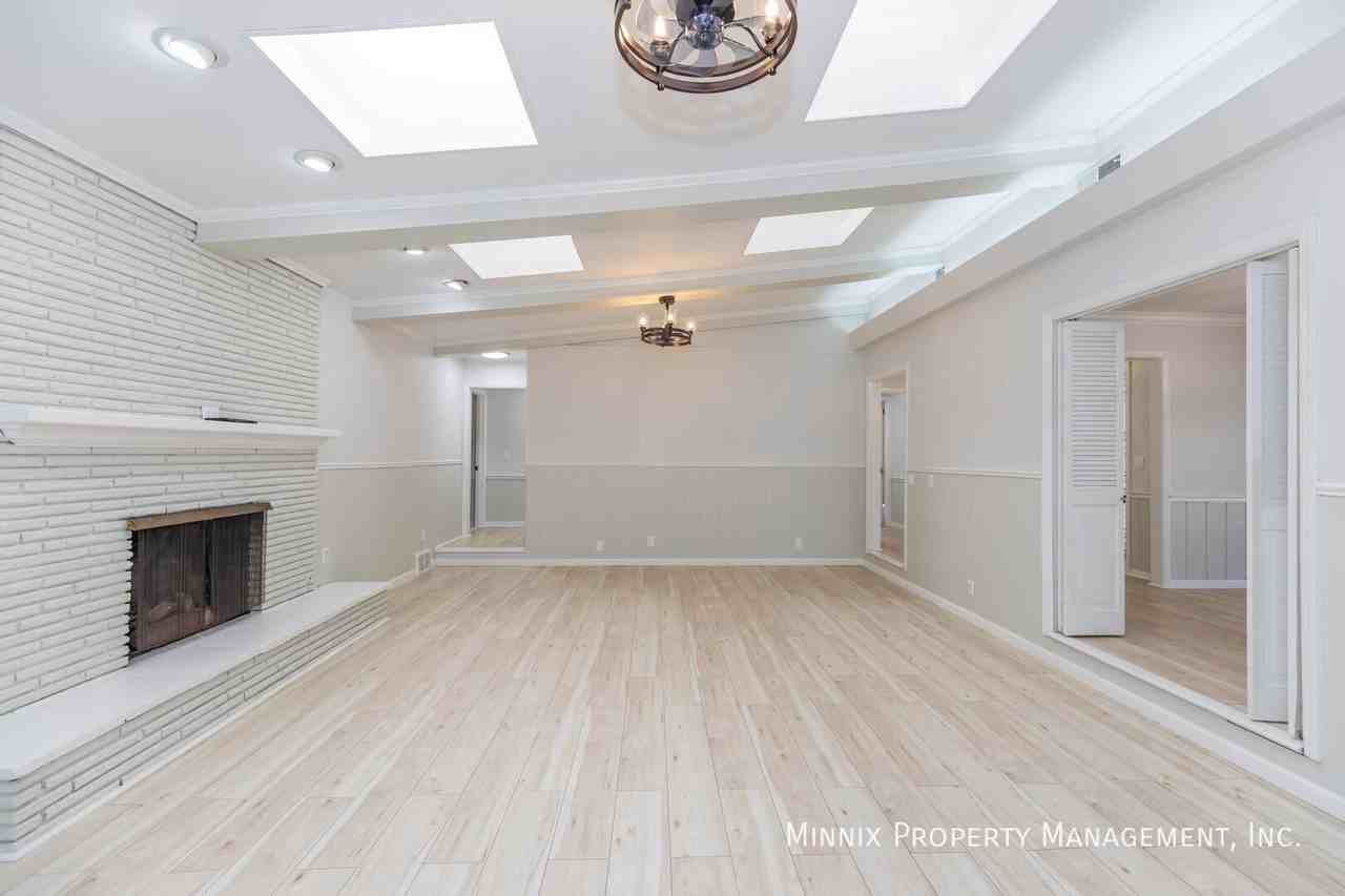 4802 Olsen Blvd - Photo 6 of 50