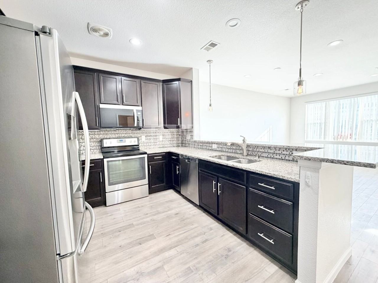 1867 S Buchanan Cir - Photo 5 of 16