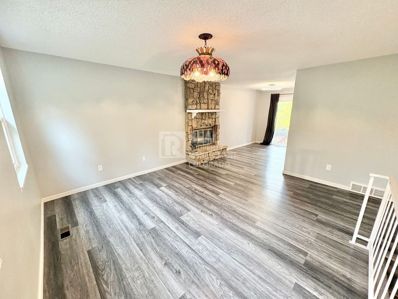 1553 S Tucson St - Photo 3 of 26